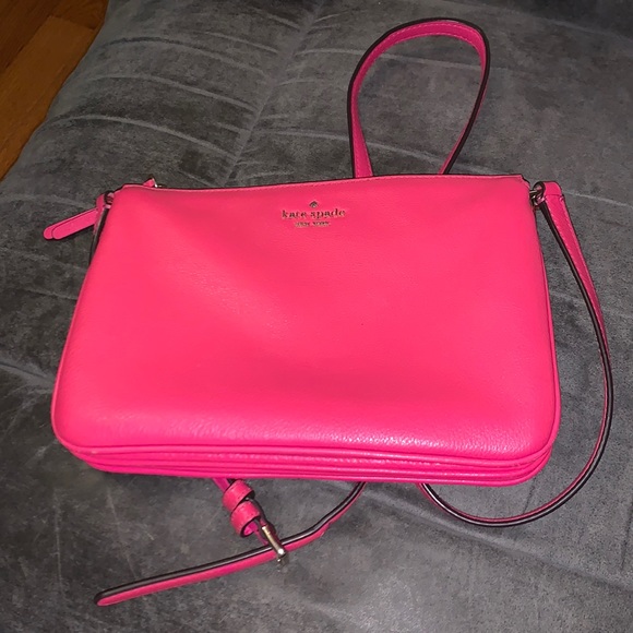 kate spade Handbags - Kate Spade crossbody